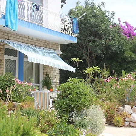Apartment Blue Sea