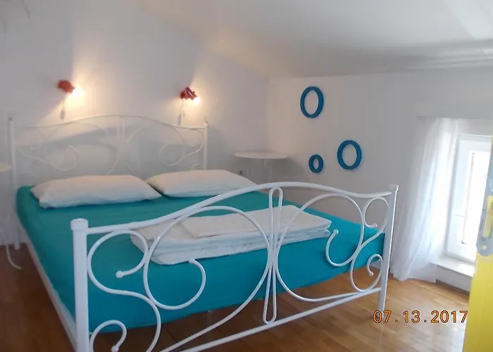 Blue Sea * מאלי לוסיניי