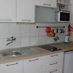 Blue Sea Apartment *